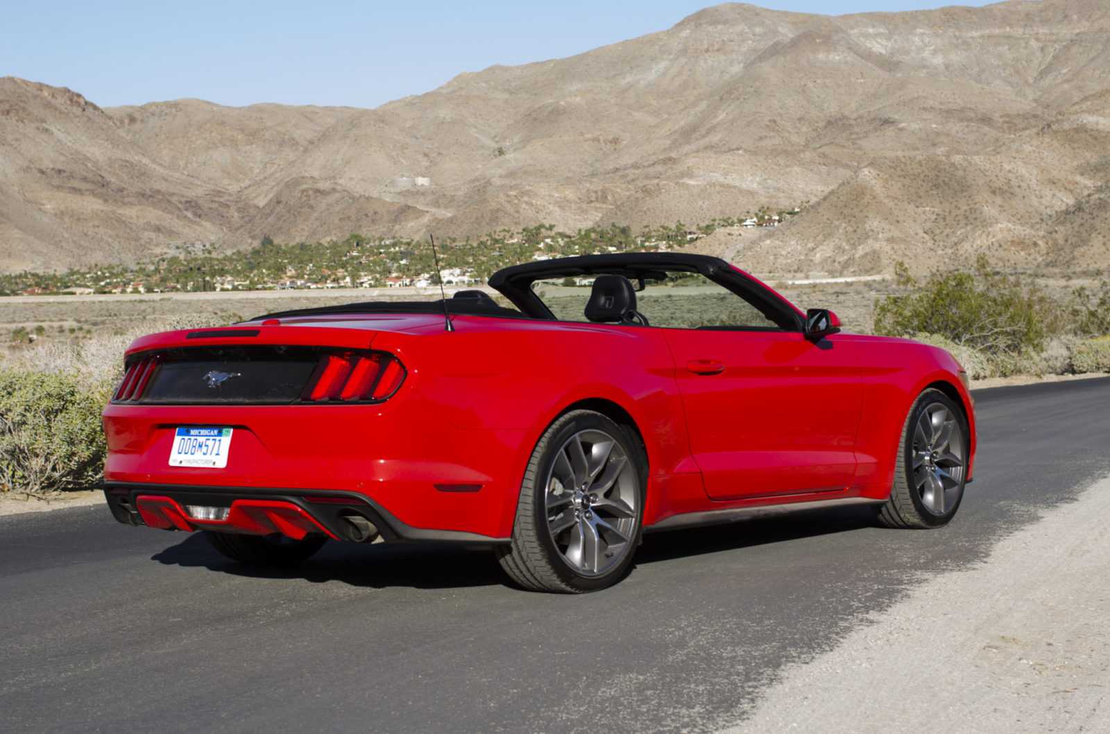 2015 Ford Mustang Convertible in Palm Springs, California